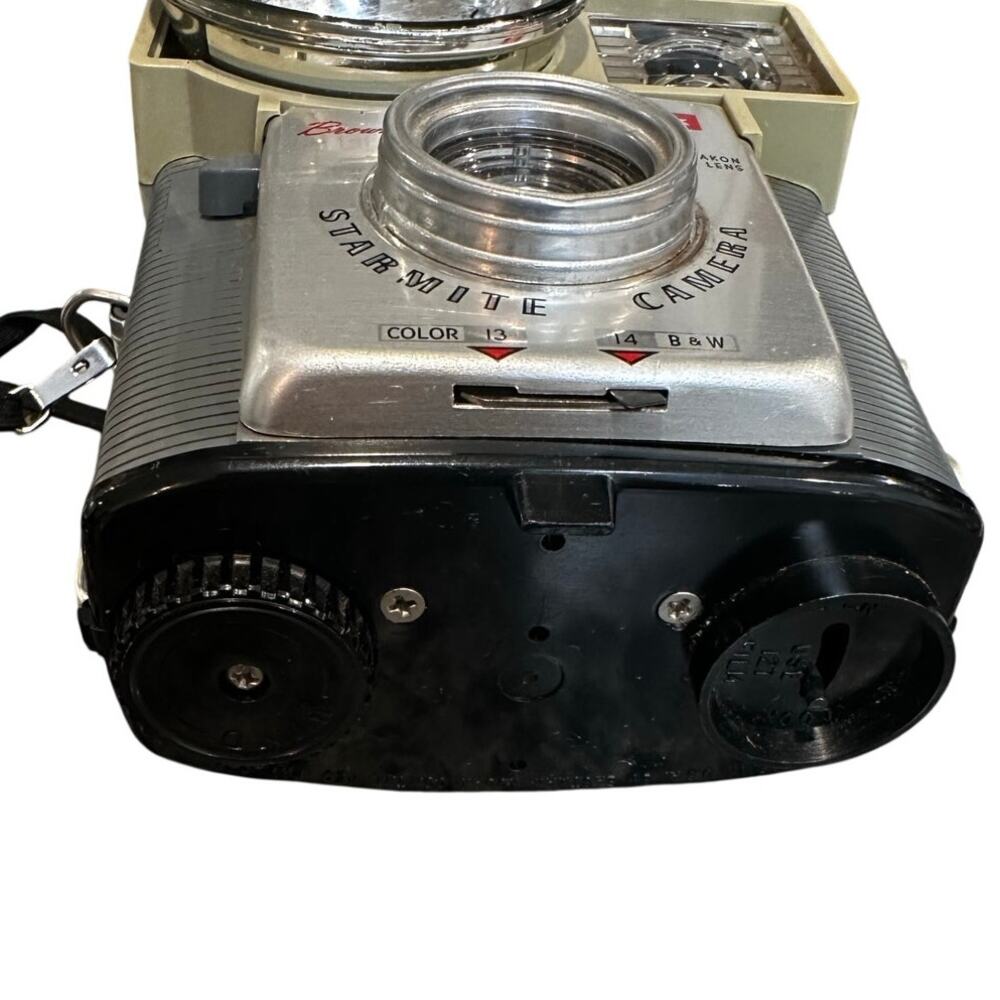 Kodak Vintage 'Brownie Starmite' Film Camera Dakon Lens Instruction Book - Picture 3 of 9